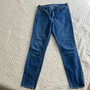 Universal Thread High Rise Skinny Jeans